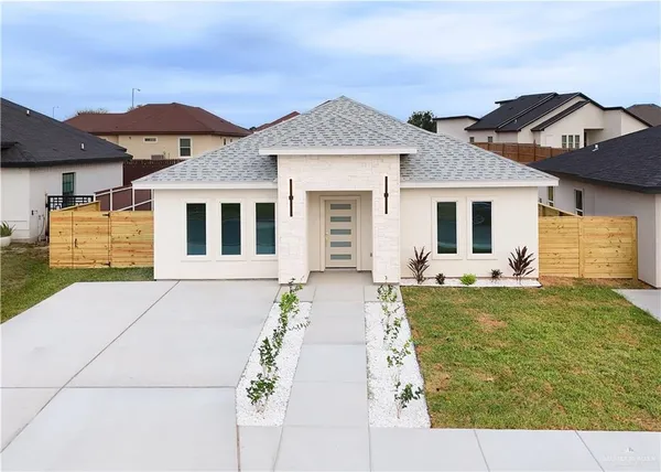 $225,000 | 225 Palm Drive, La Joya, TX 78560