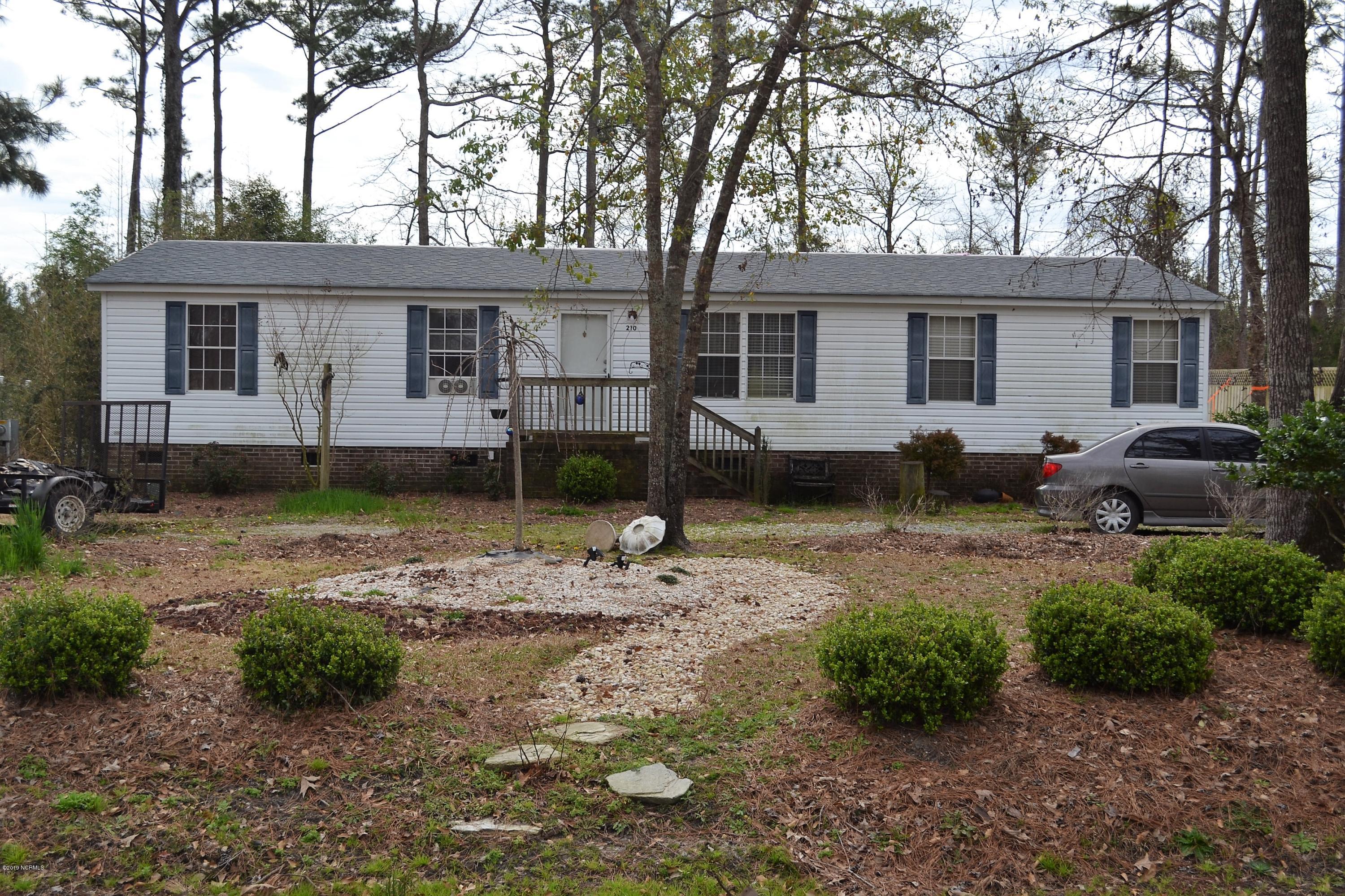 210 Doe Ridge Road Hampstead, NC 28443 - Photo 1 of 1 Front View