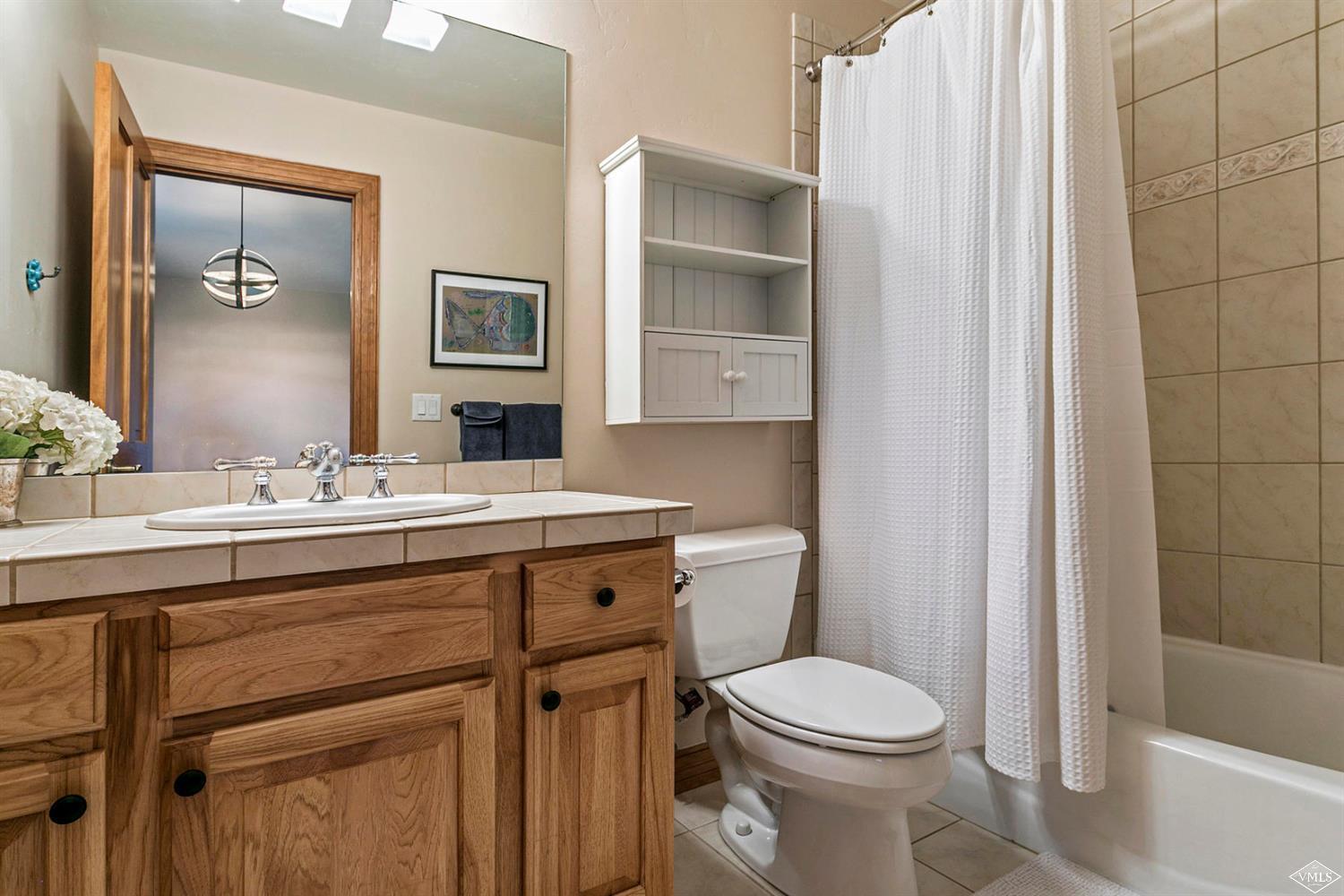 277 River Ranch Road Edwards, CO 81632 - Photo 14 of 25 Ensuite bathroom.