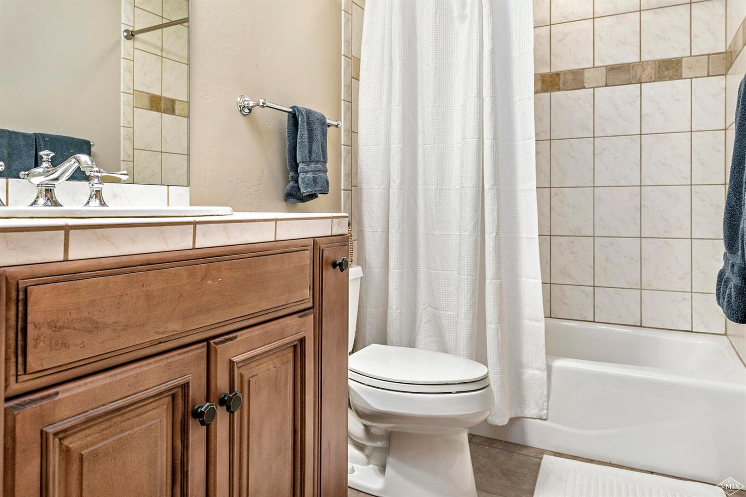 277 River Ranch Road Edwards, CO 81632 - Photo 18 of 25 Lower level bathroom.