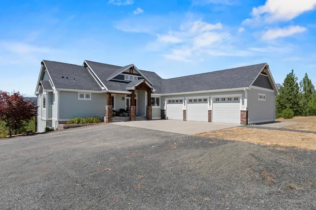 $1,300,000 | 8907 South Wild Hare Lane, Unit 8905 S WILD HARE LN, Mica, WA 99023