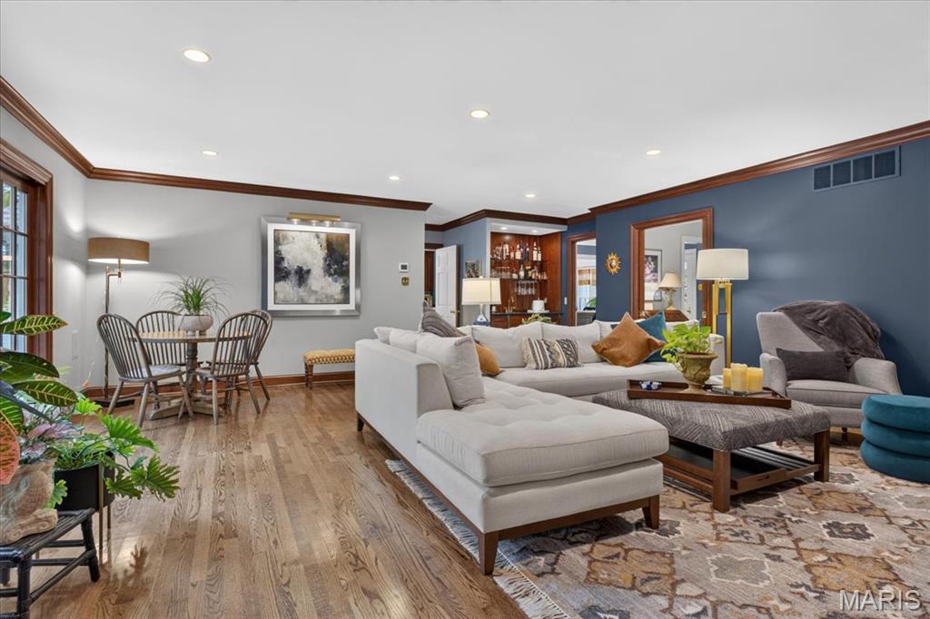 18 South McKnight Road St. Louis, MO 63124 - Photo 20 of 72 Gallery Image 20