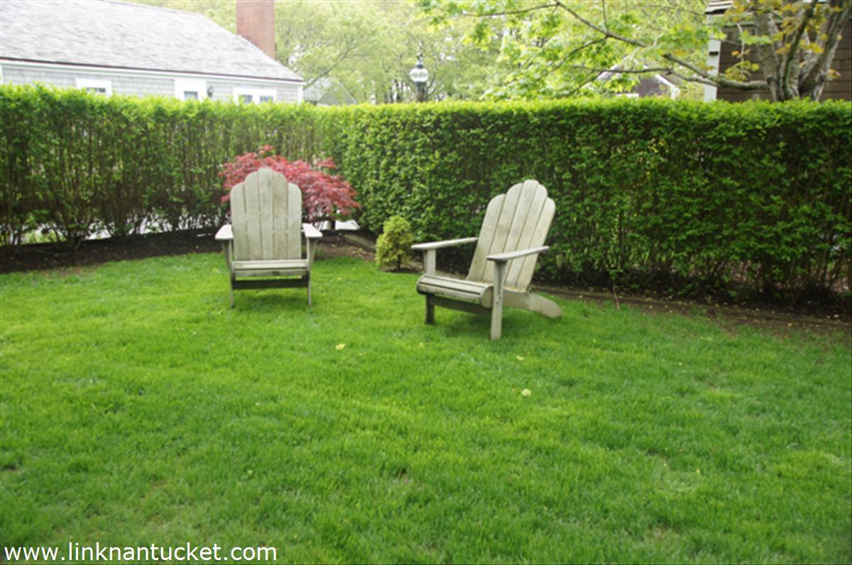 16 D Milestone Road, Unit D Nantucket, MA 02554 - Photo 3 of 11 Gallery Image 3