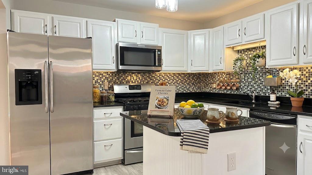 11115 Schuylkill Road Rockville, MD 20852 - Photo 2 of 25
