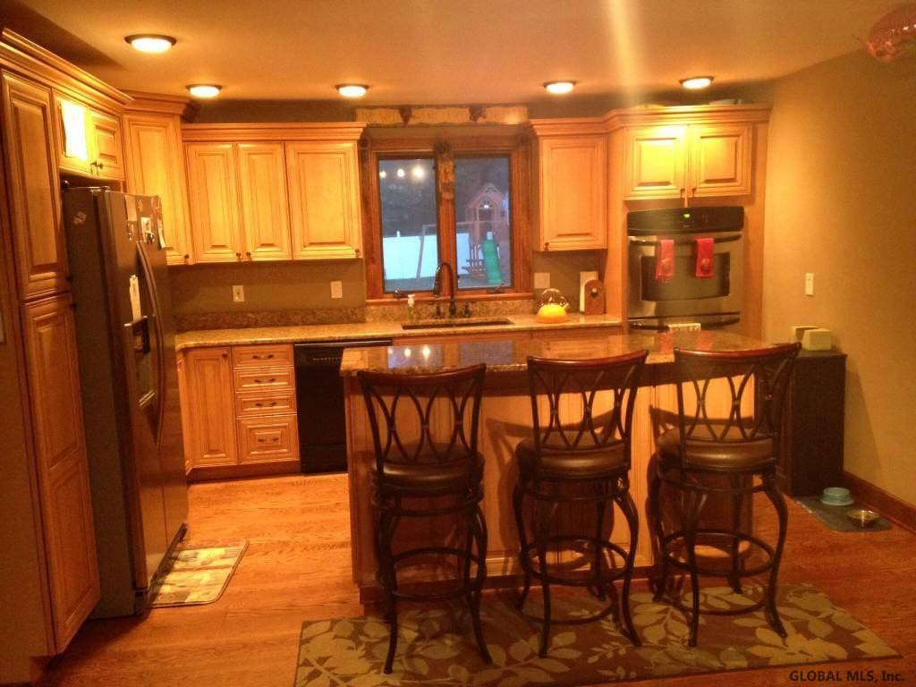 1863 Devendorf Road Rotterdam, NY 12303 - Photo 5 of 6 Photo 5