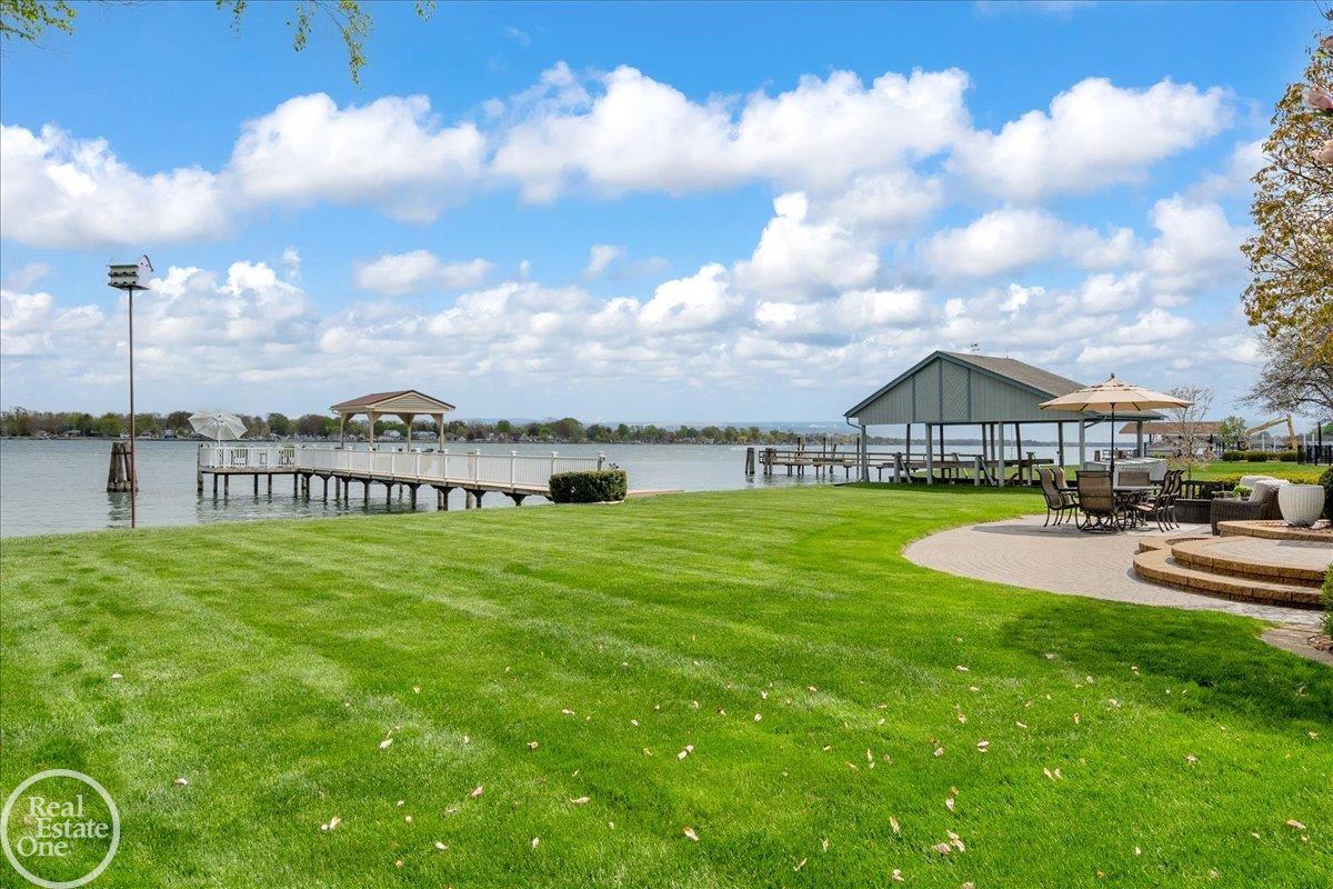 7827 South River Road Marine City, MI 48039 - Photo 8 of 93