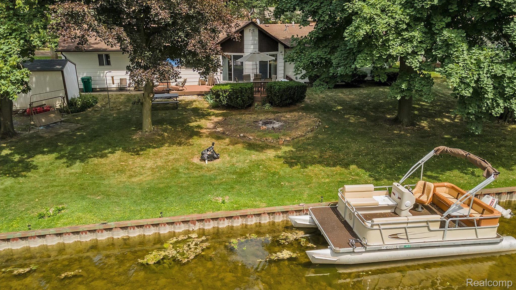 10012 Kress Road Pinckney, MI 48169 - Photo 54 of 55 Aerial of Water