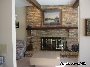 2530 Lindsay Road Springfield, IL 62704 - Photo 5 of 9