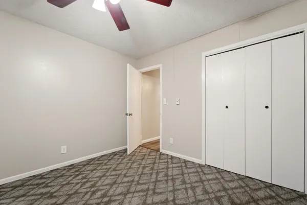 $995 | 140 Sycamore Court, Unit 142, Hebron, IN 46341