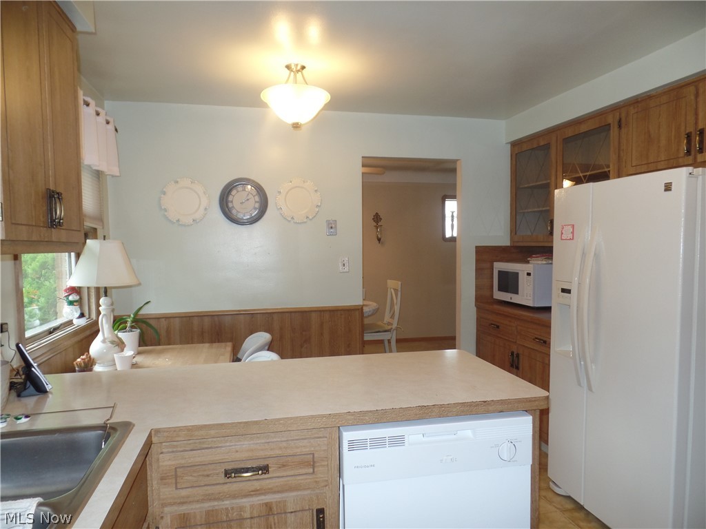 6773 Maplewood Road Parma Heights, OH 44130 - Photo 12 of 26