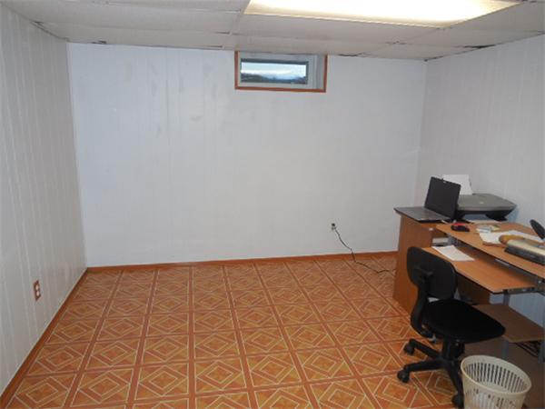 119 Clantoy Street Springfield, MA 01104 - Photo 12 of 22 Gallery Image 12