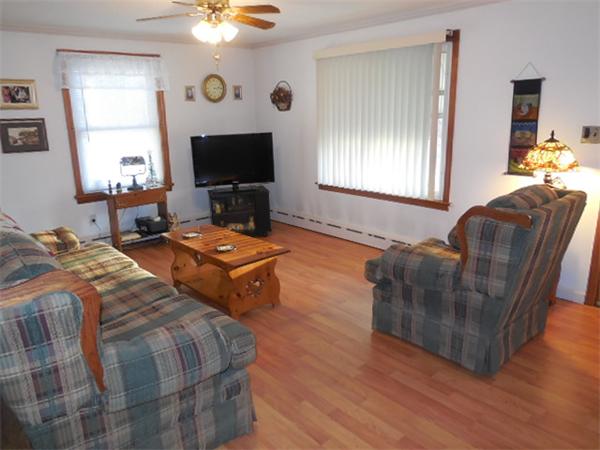 119 Clantoy Street Springfield, MA 01104 - Photo 2 of 22 Gallery Image 2