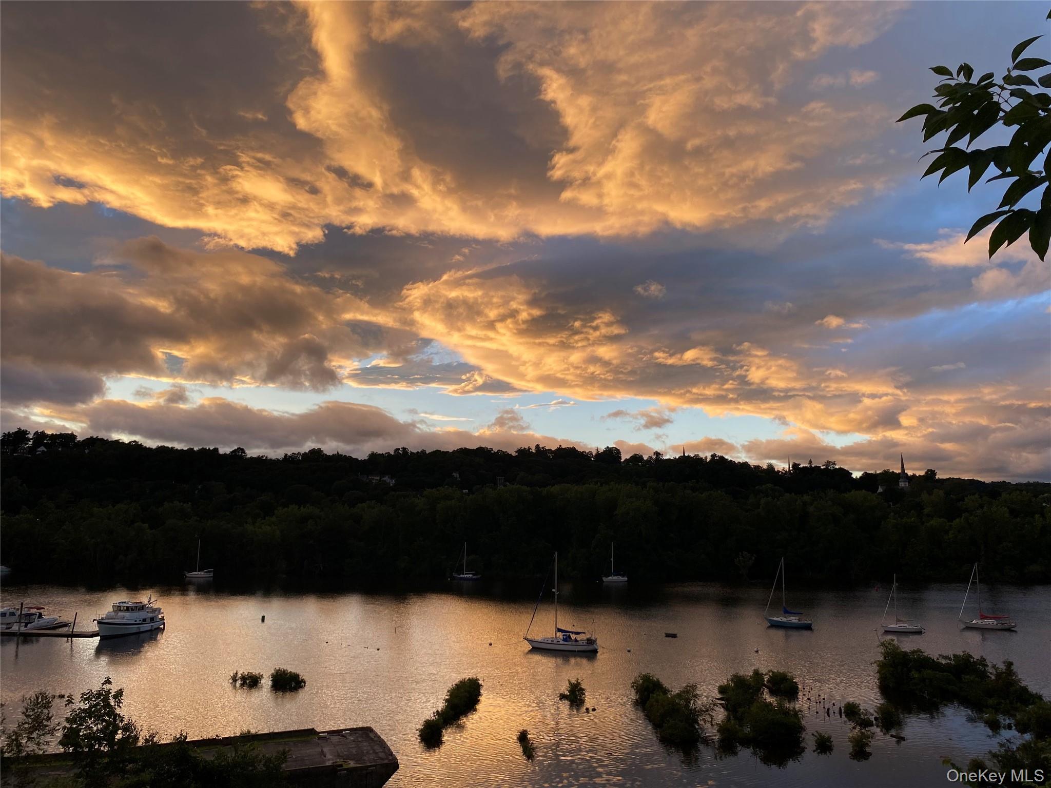 17 Rondout Harbor Port Ewen, NY 12466 - Photo 32 of 36