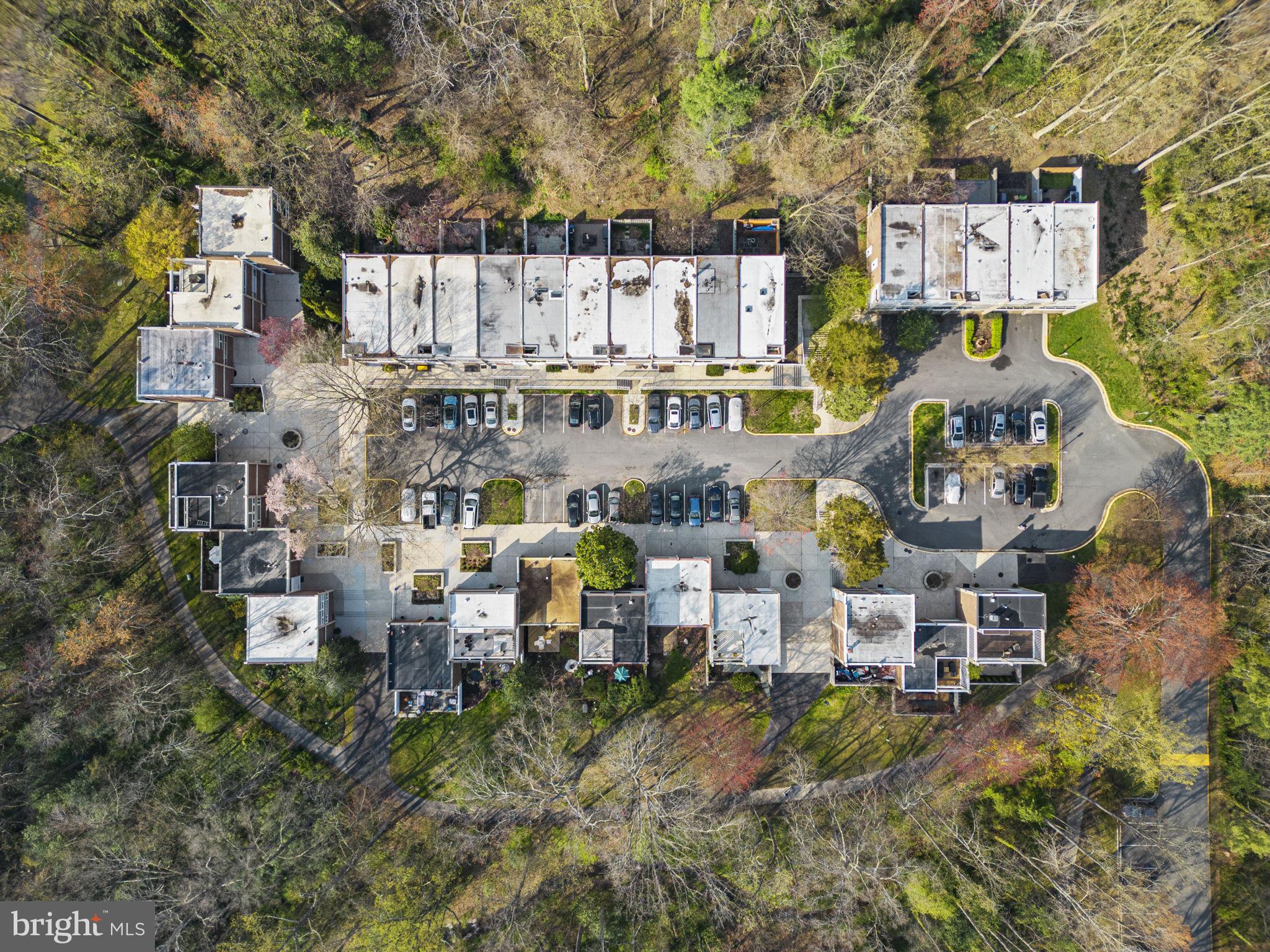 11585 Maple Ridge Road Reston, VA 20190 - Photo 38 of 48 an aerial view of multiple house