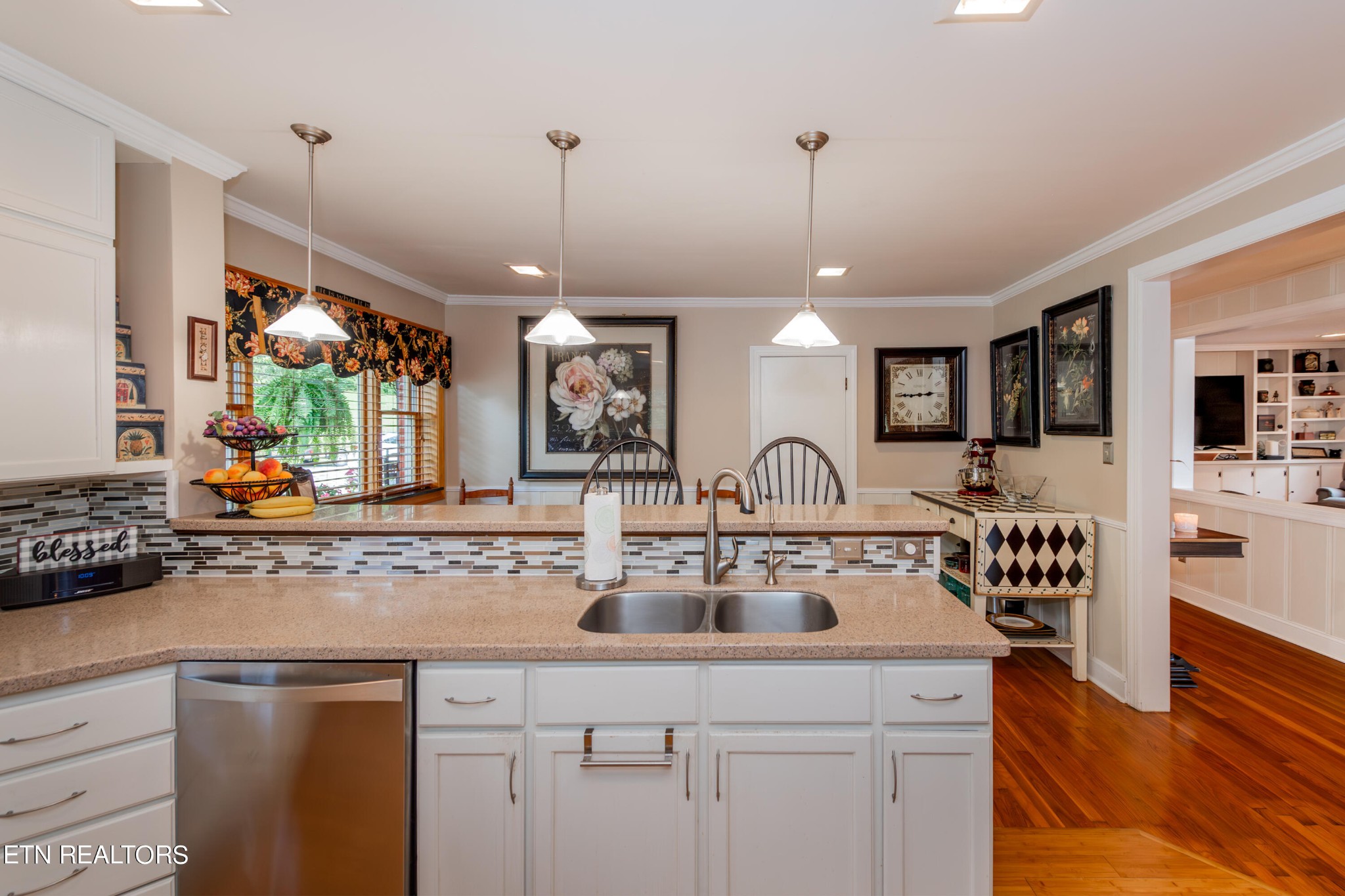 300 Bluff Road Kingston, TN 37763 - Photo 7 of 40 Gallery Image 7