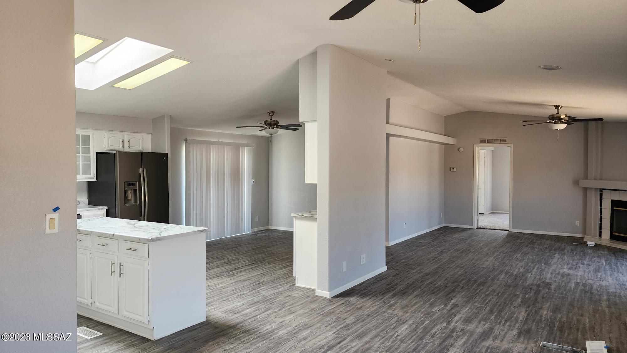 5890 North Chaparral Road Tucson, AZ 85743 - Photo 4 of 12 chaparral livng FP
