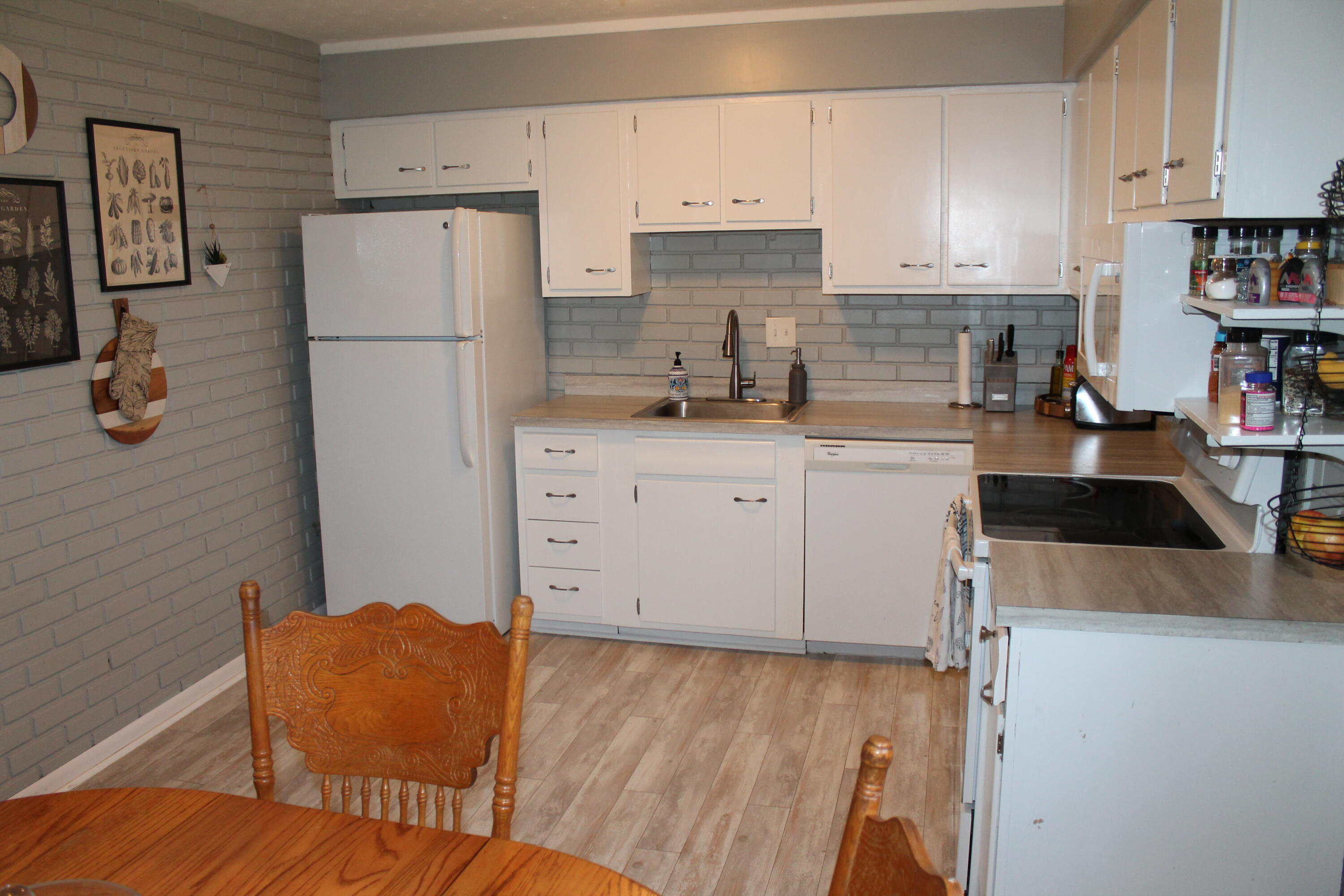 3828 Autumn Road Elsmere, KY 41018 - Photo 10 of 32 Gallery Image 10