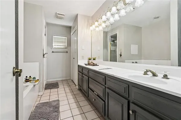 $318,000 | 112 Bedford Street, Laplace, LA 70068