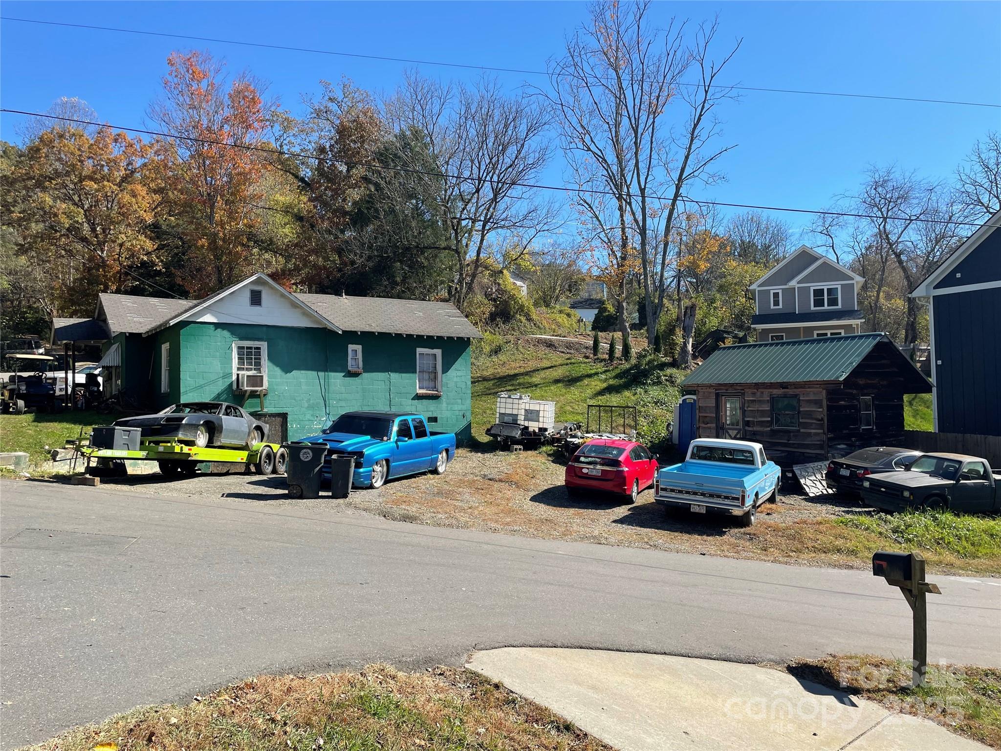 130 Lookout Road Asheville, NC 28804 - Photo 6 of 18 a view of street with cars