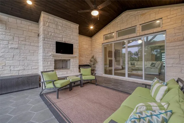 $3,995 | 409 Ocate Mesa Trail, Liberty Hill, TX 78642