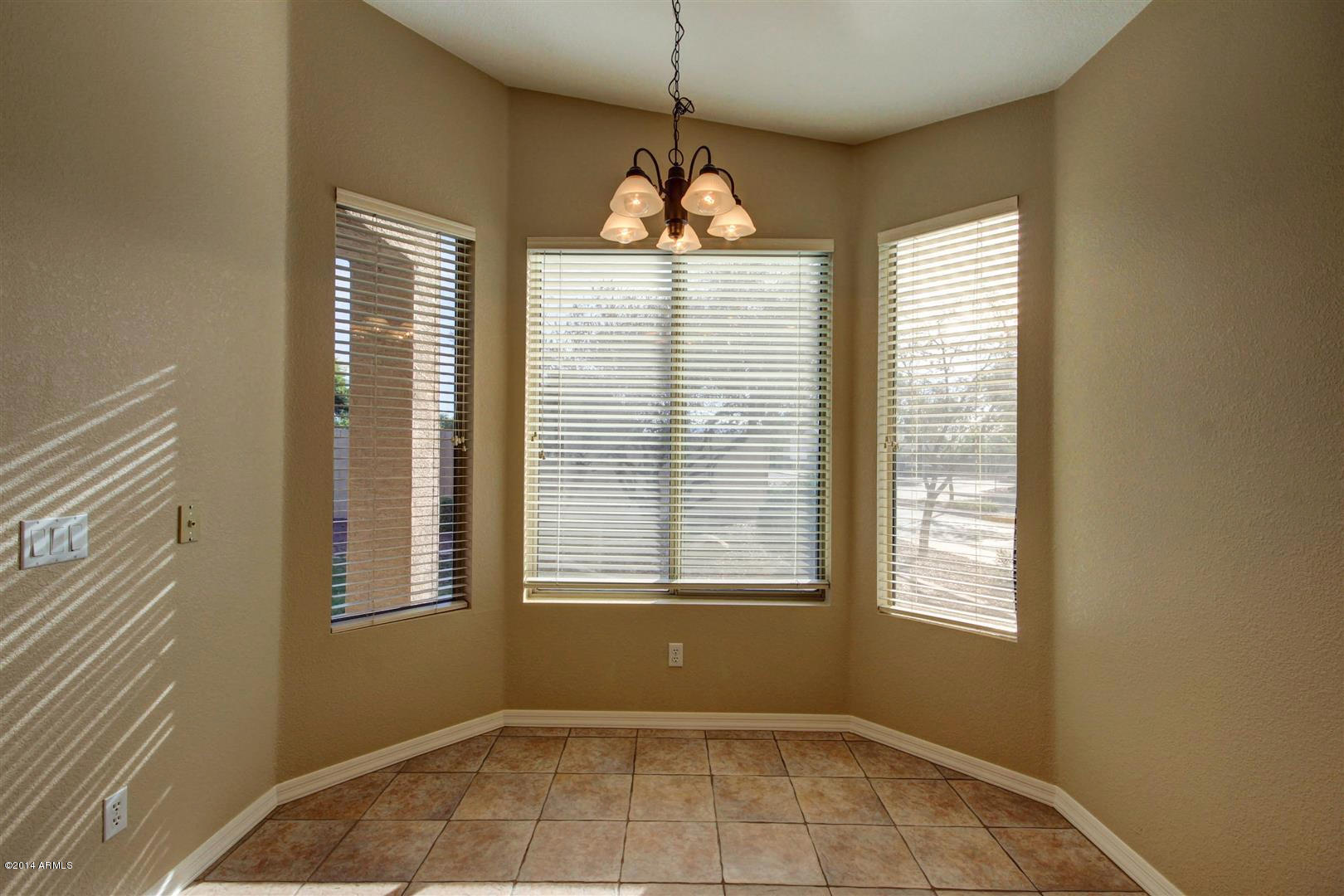 4279 East Walnut Road Gilbert, AZ 85298 - Photo 22 of 34 Dining Area in Kitchen