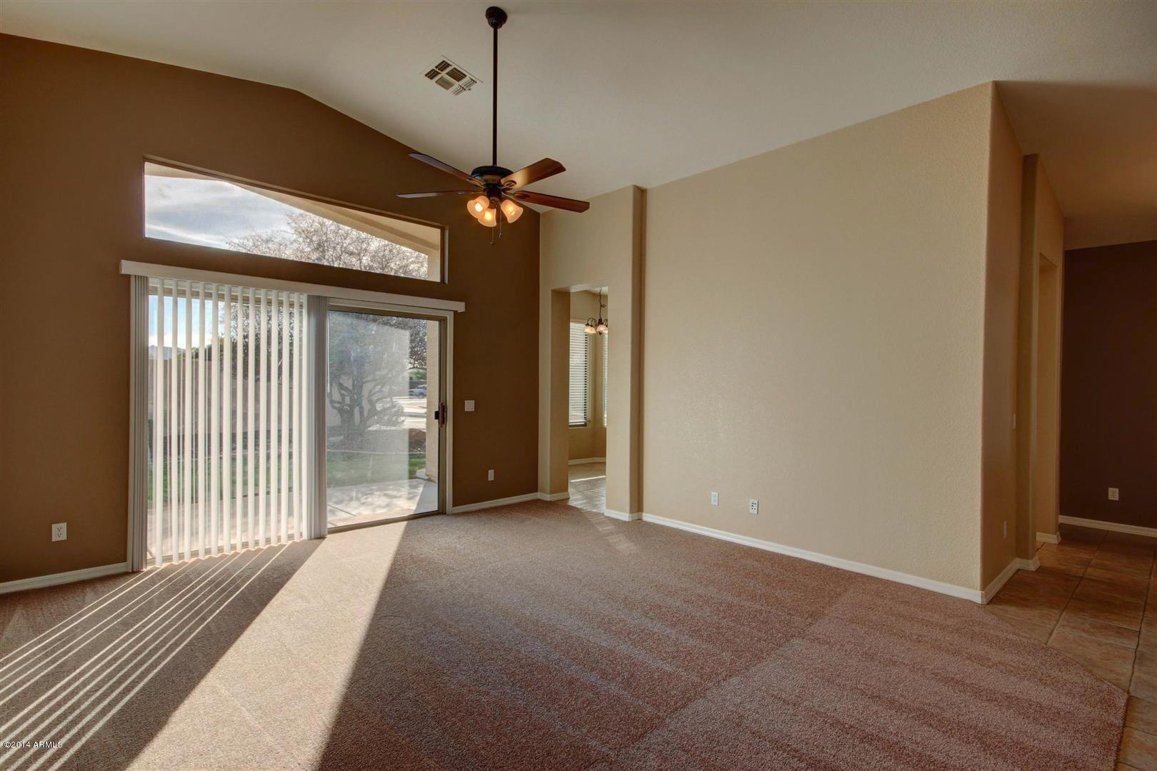 4279 East Walnut Road Gilbert, AZ 85298 - Photo 4 of 34 Living Room