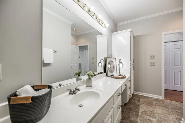 $379,900 | 113 Golf Club Lane, Unit 13, Springfield, TN 37172