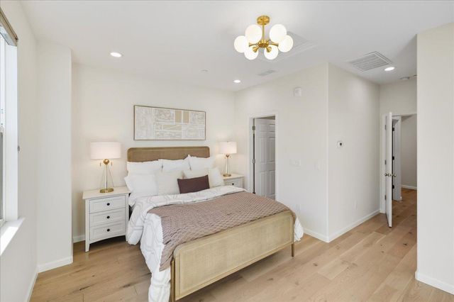 $1,438,000 | 392 Charles Morris Terrace, Sunnyvale, CA 94085