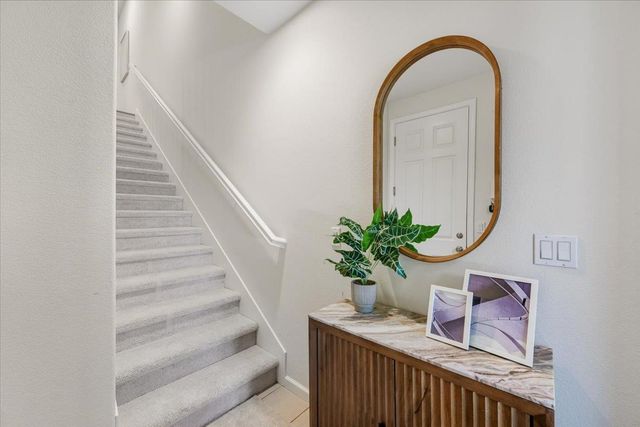 $1,438,000 | 392 Charles Morris Terrace, Sunnyvale, CA 94085