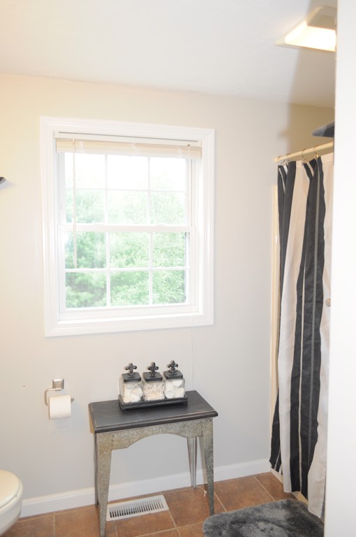 159 Gray Road Templeton, MA 01468 - Photo 17 of 26