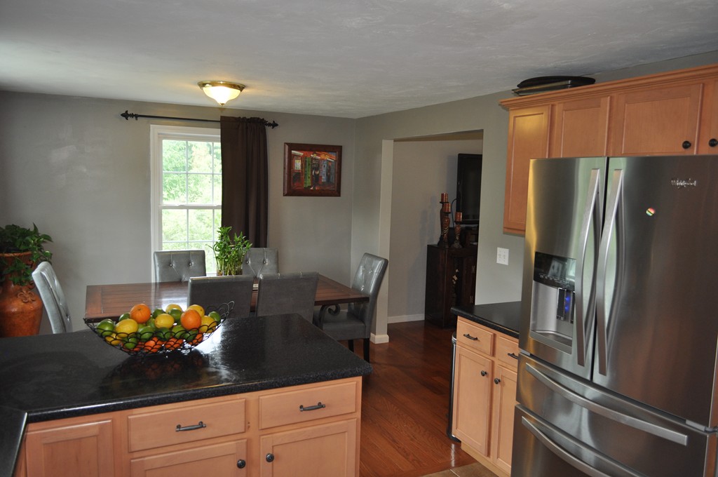 159 Gray Road Templeton, MA 01468 - Photo 5 of 26