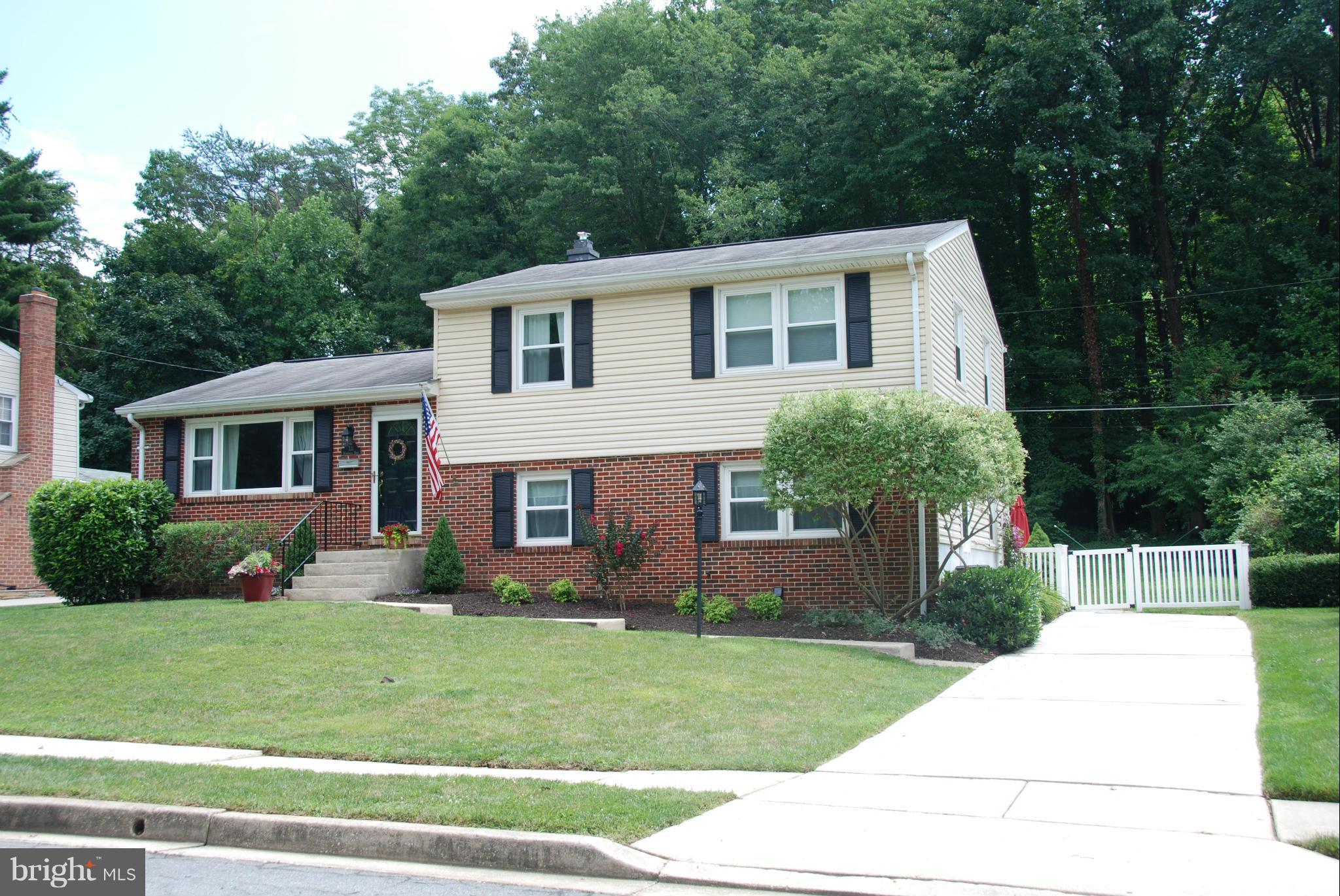 331 Stonewall Road Baltimore, MD 21228 - Photo 1 of 24 Exterior (Front)