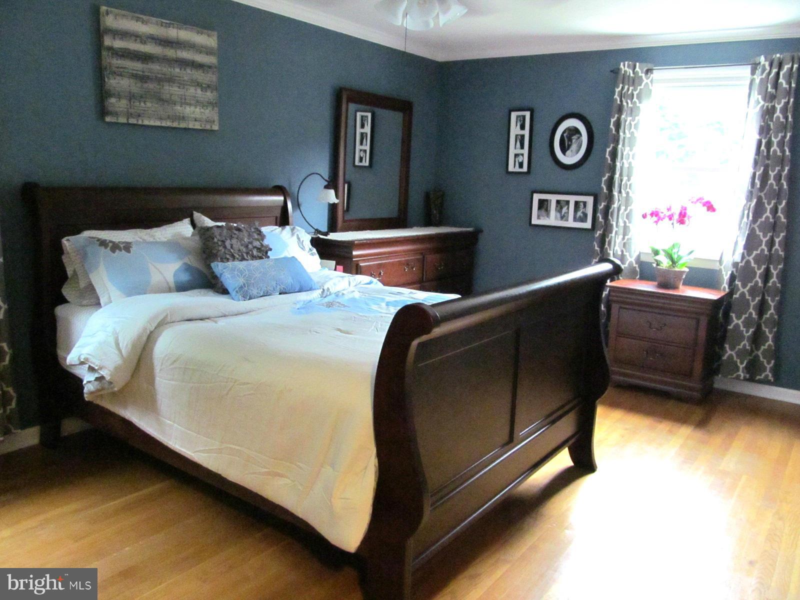 331 Stonewall Road Baltimore, MD 21228 - Photo 14 of 24 Bedroom (Master)