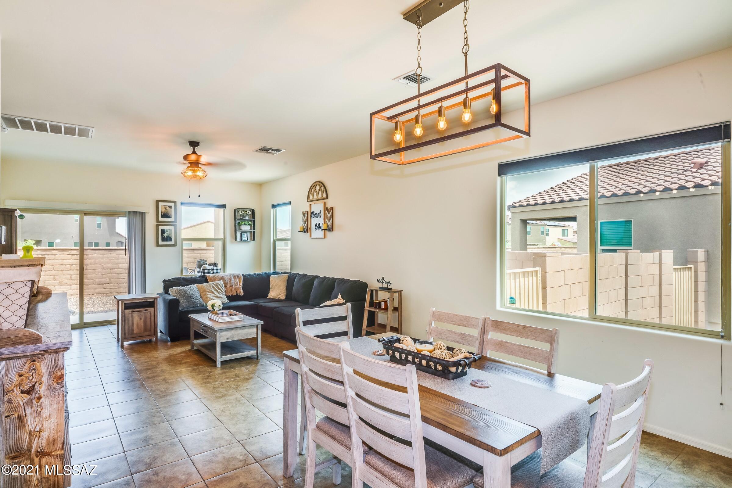 7552 South Circulo Rio Blanco Tucson, AZ 85756 - Photo 9 of 27 Gallery Image 9