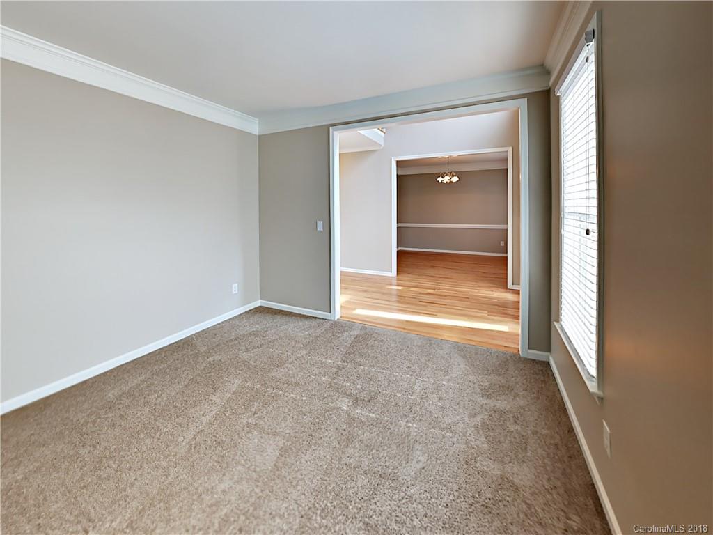 10927 Hellebore Road Charlotte, NC 28213 - Photo 2 of 22 Gallery Image 2