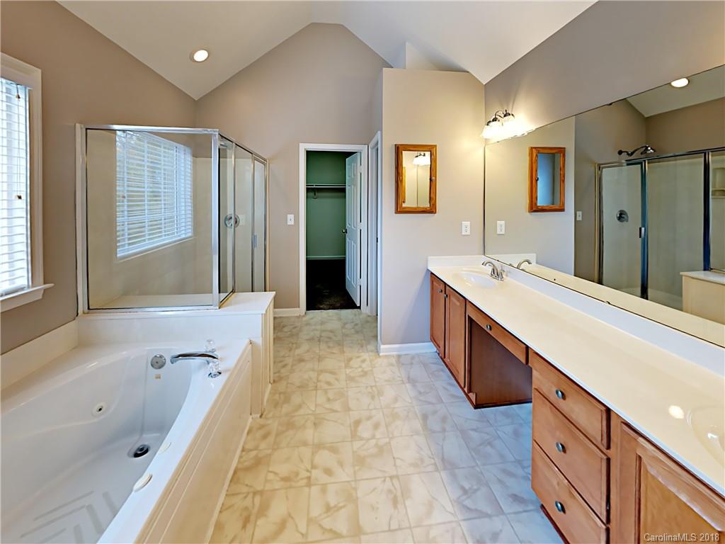 10927 Hellebore Road Charlotte, NC 28213 - Photo 11 of 22 Gallery Image 11