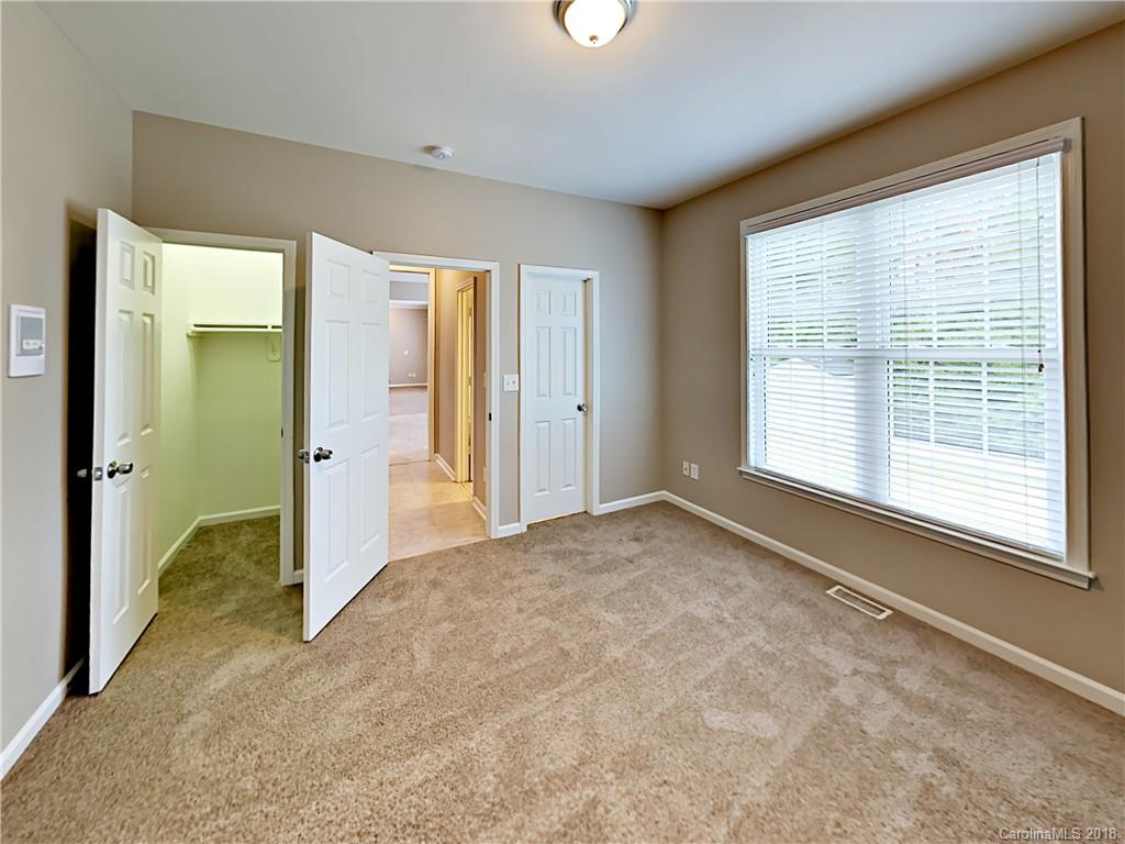 10927 Hellebore Road Charlotte, NC 28213 - Photo 8 of 22 Gallery Image 8