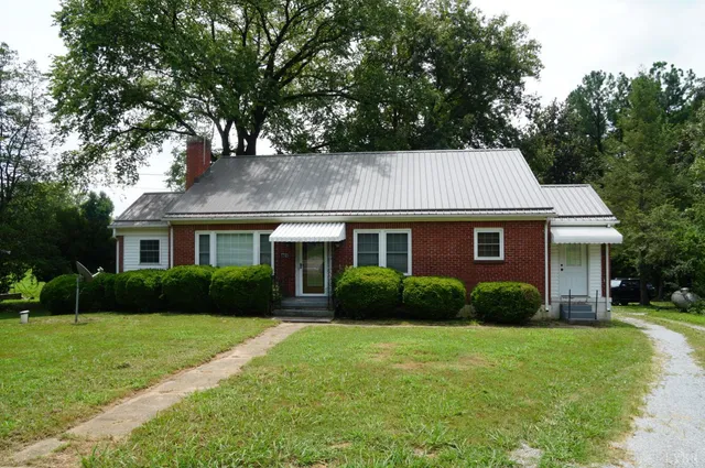 $199,900 | 1243 Lynchburg Avenue, Brookneal, VA 24528