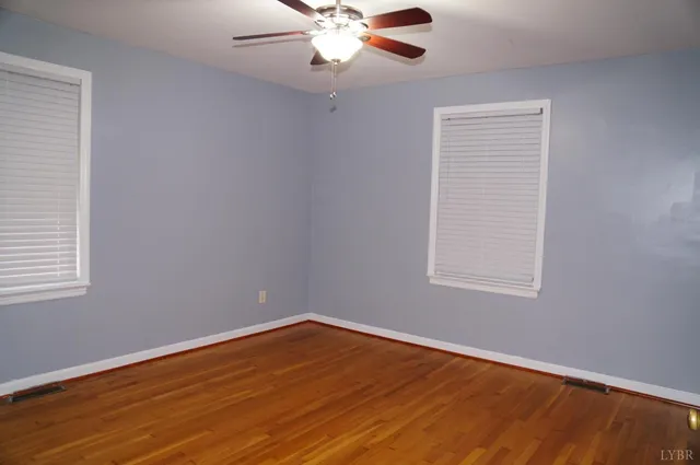 $199,900 | 1243 Lynchburg Avenue, Brookneal, VA 24528