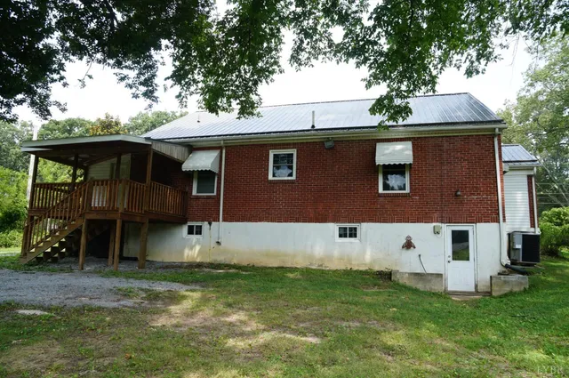 $199,900 | 1243 Lynchburg Avenue, Brookneal, VA 24528