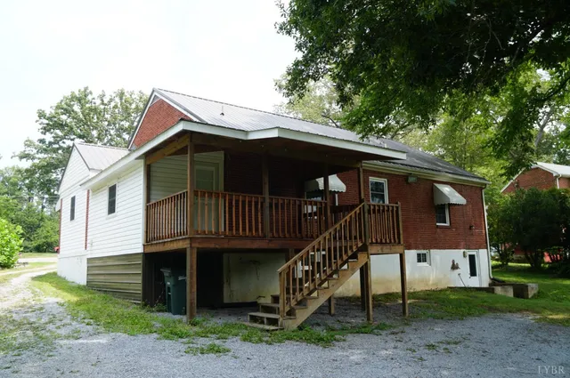 $199,900 | 1243 Lynchburg Avenue, Brookneal, VA 24528