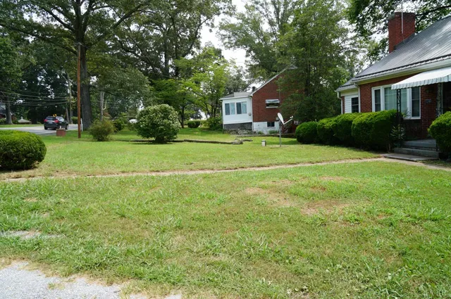 $199,900 | 1243 Lynchburg Avenue, Brookneal, VA 24528