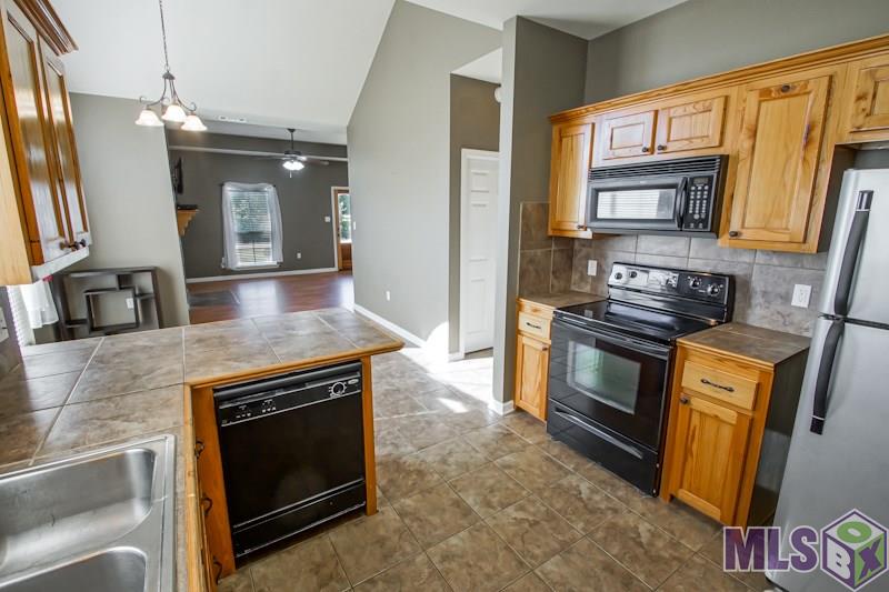 13677 Dunlap Hall Road Walker, LA 70785 - Photo 12 of 25 Gallery Image 12