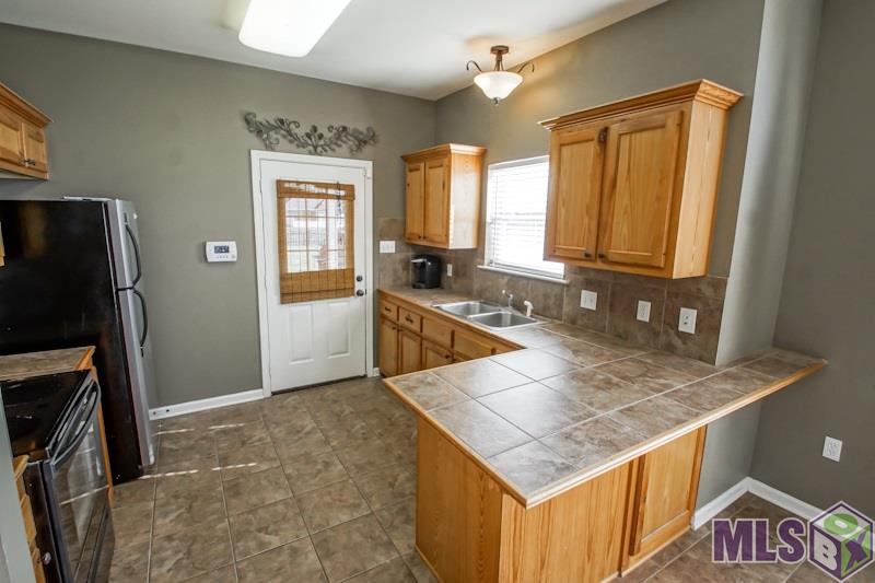 13677 Dunlap Hall Road Walker, LA 70785 - Photo 10 of 25 Gallery Image 10