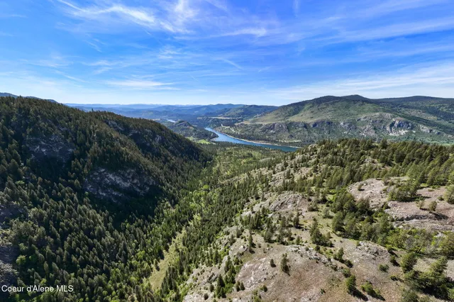 $1,950,000 | 4345 Wilcox Road, Northport, WA 99157