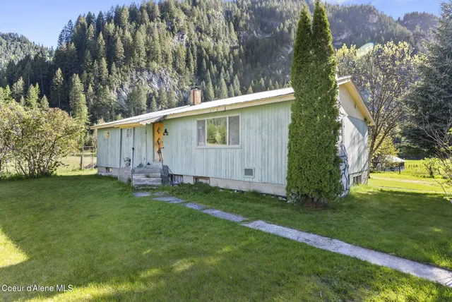 $1,950,000 | 4345 Wilcox Road, Northport, WA 99157