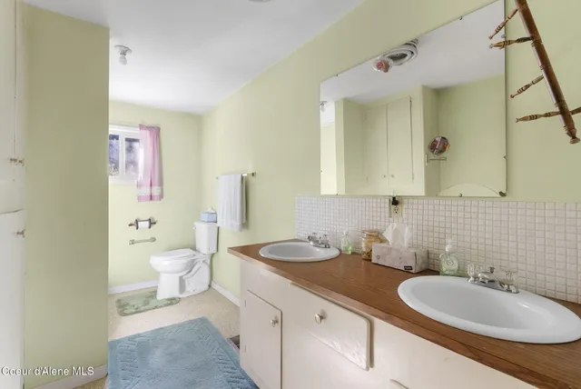 $1,950,000 | 4345 Wilcox Road, Northport, WA 99157