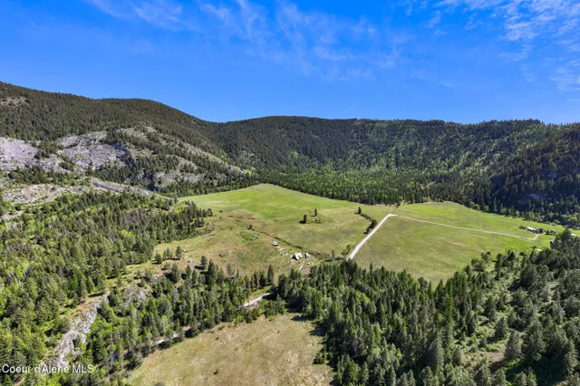 $1,950,000 | 4345 Wilcox Road, Northport, WA 99157