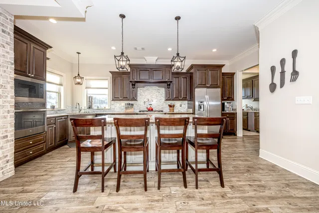 $620,000 | 3509 Oakleigh Circle, Ocean Springs, MS 39564