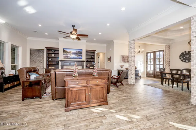 $620,000 | 3509 Oakleigh Circle, Ocean Springs, MS 39564